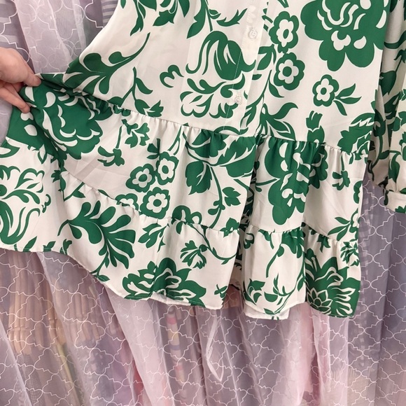 Sunday up Green Floral Ruffle Hem Montecito Dress Small - Picture 3 of 9